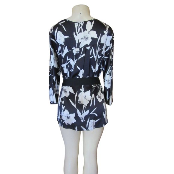 Lafayette 148 New York Silk Black & White Floral Tunic Blouse With Belt Size 8 - Picture 4 of 7